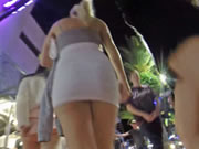性感澳大利亞大屁股街拍